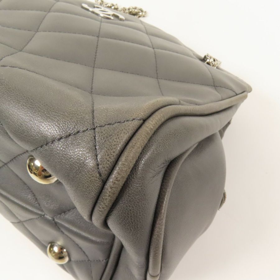 CHANEL 羊皮皮革Chain Shoulder銀扣鏈帶肩背袋-14