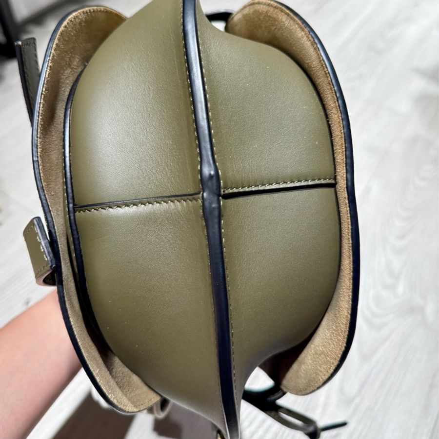 LOEWE small gate 墨綠色-2
