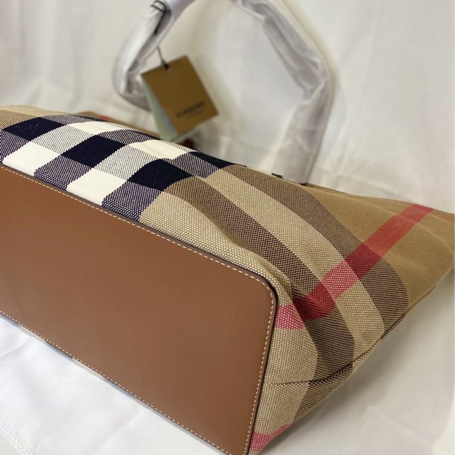 Burberry 帆布大托特-4