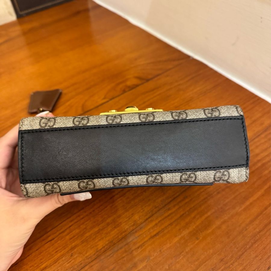 Gucci黑/咖皮革拼pvc padlock斜背包-7