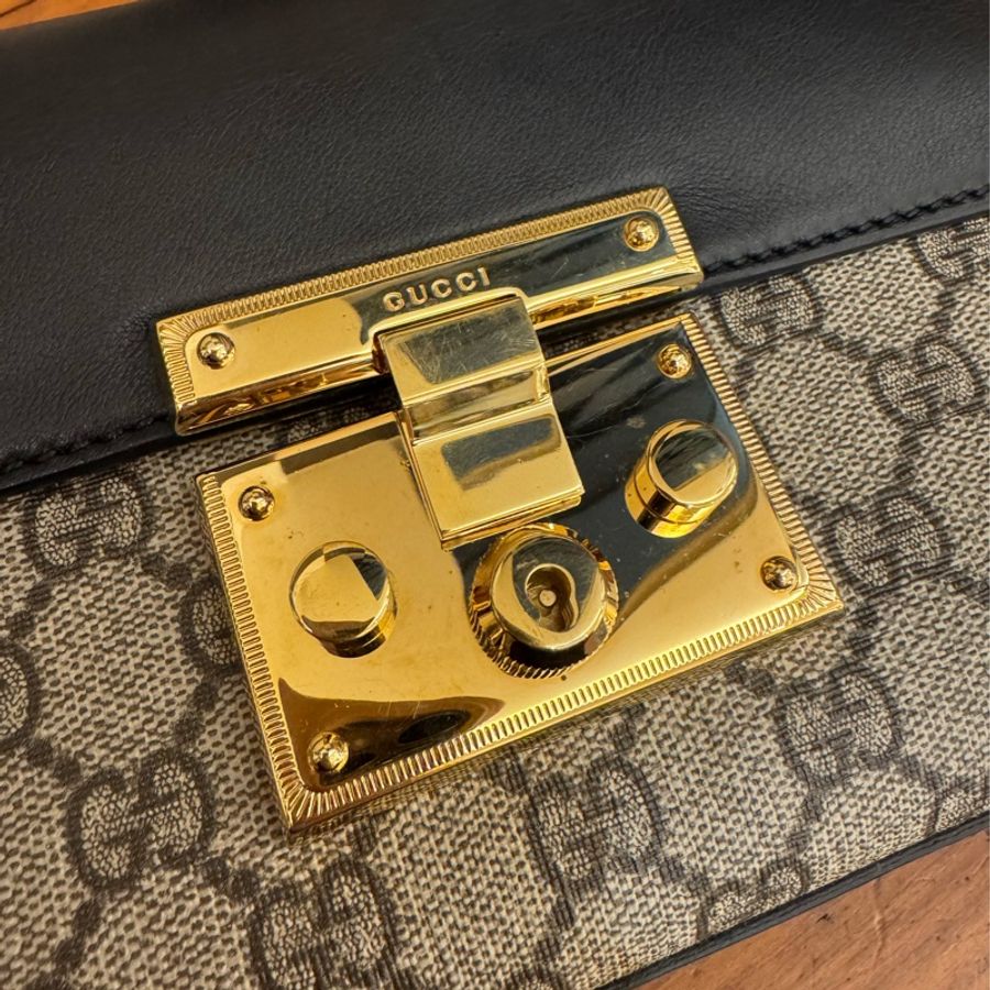 Gucci黑/咖皮革拼pvc padlock斜背包-17
