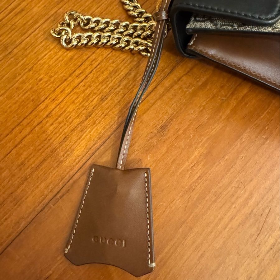 Gucci黑/咖皮革拼pvc padlock斜背包-48