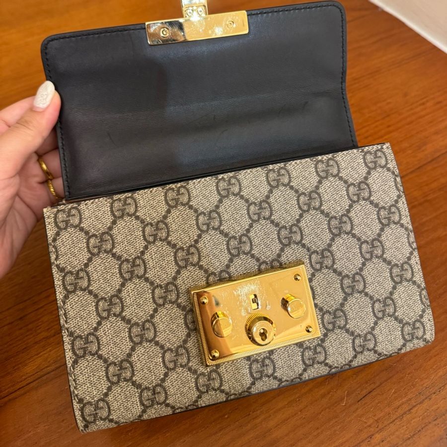Gucci黑/咖皮革拼pvc padlock斜背包-60