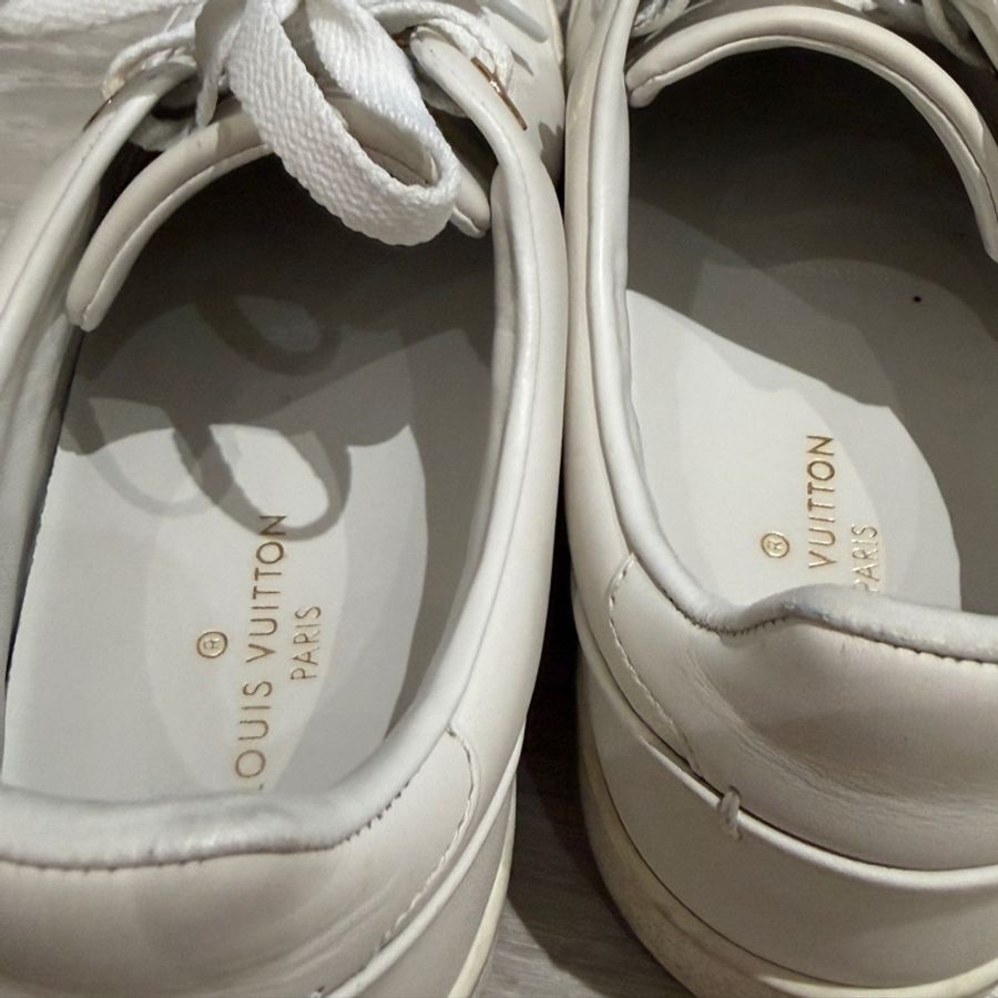 Louis Vuitton Logo小白鞋🩵尺寸37-19