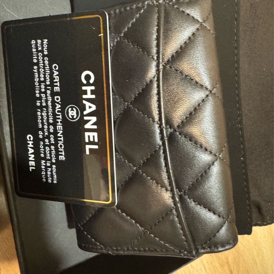 Chanel 全新 羊皮金扣小錢包 卡包 零錢包-15