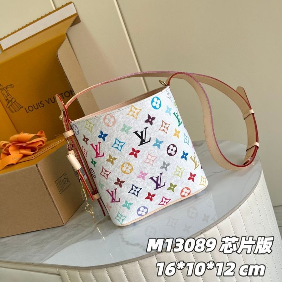 全新 LV x TM All In BB Monogram 帆布時尚包款 M13089-0