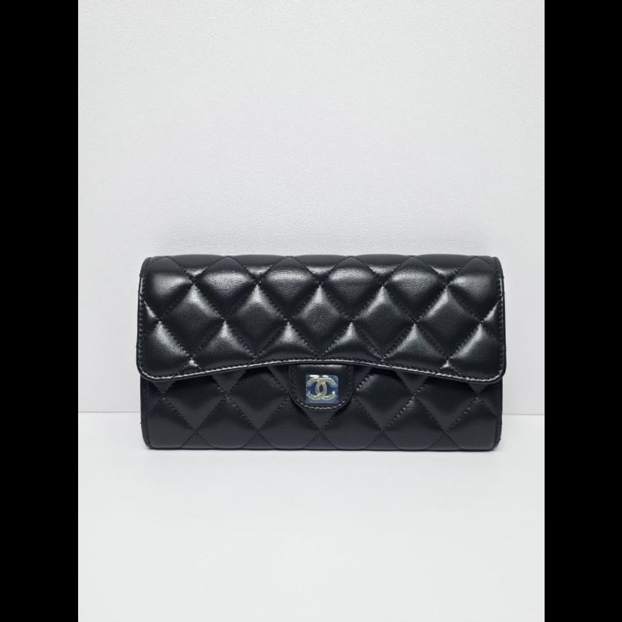 Chanel Classic Long Flap Wallet(未使用品)-1