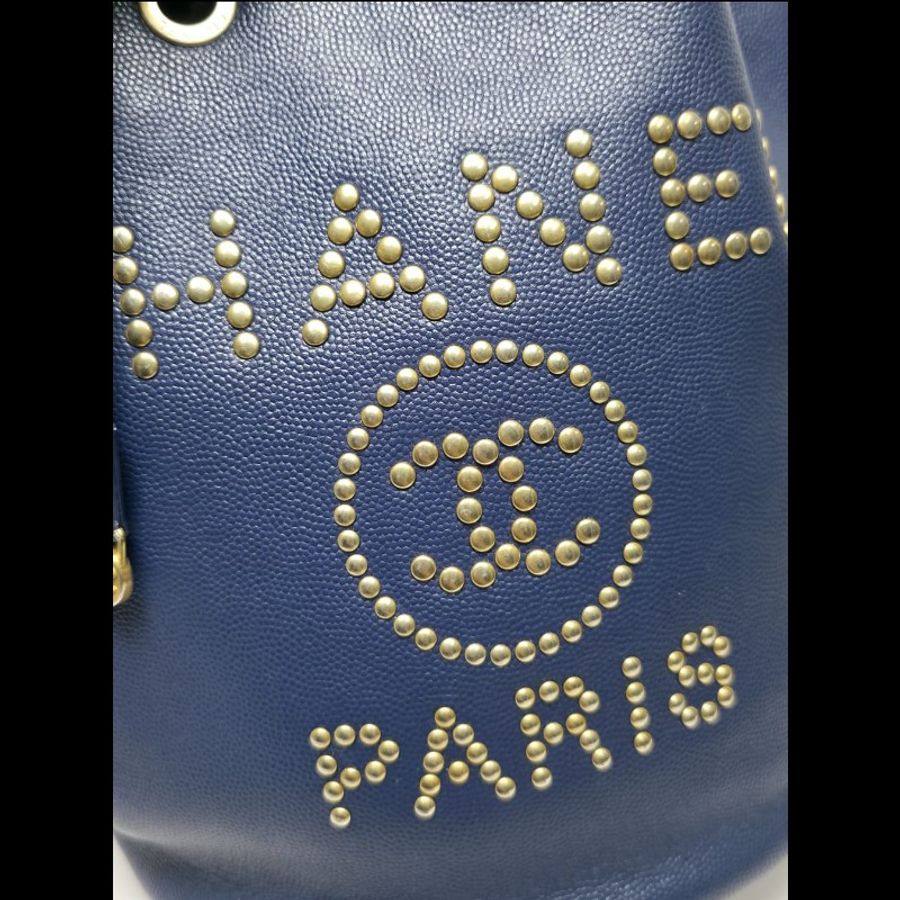 Chanel - Small Bucket Crossbody Bag深藍色-11
