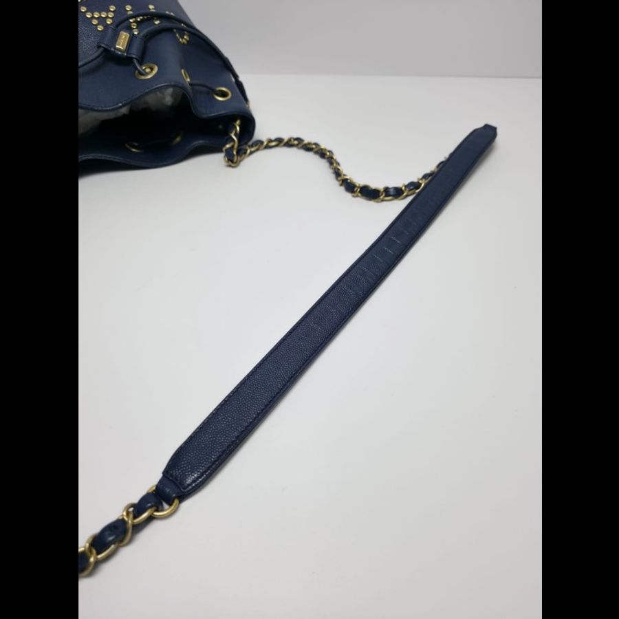 Chanel - Small Bucket Crossbody Bag深藍色-27