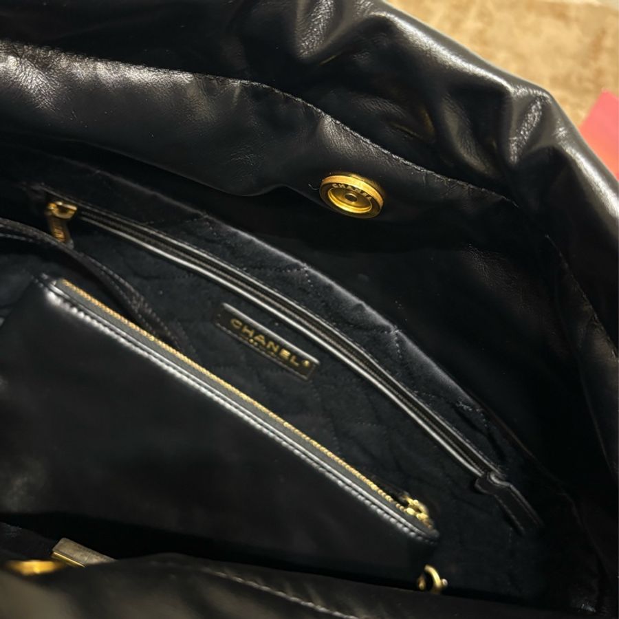 Chanel 22Bag 肩背包 中號 黑白條紋 二手❤️‍🔥-1