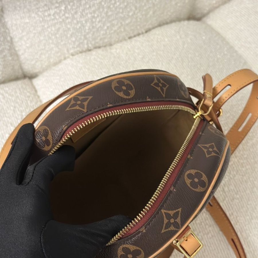 LOUIS VUITTON 圓餅包 MM-4