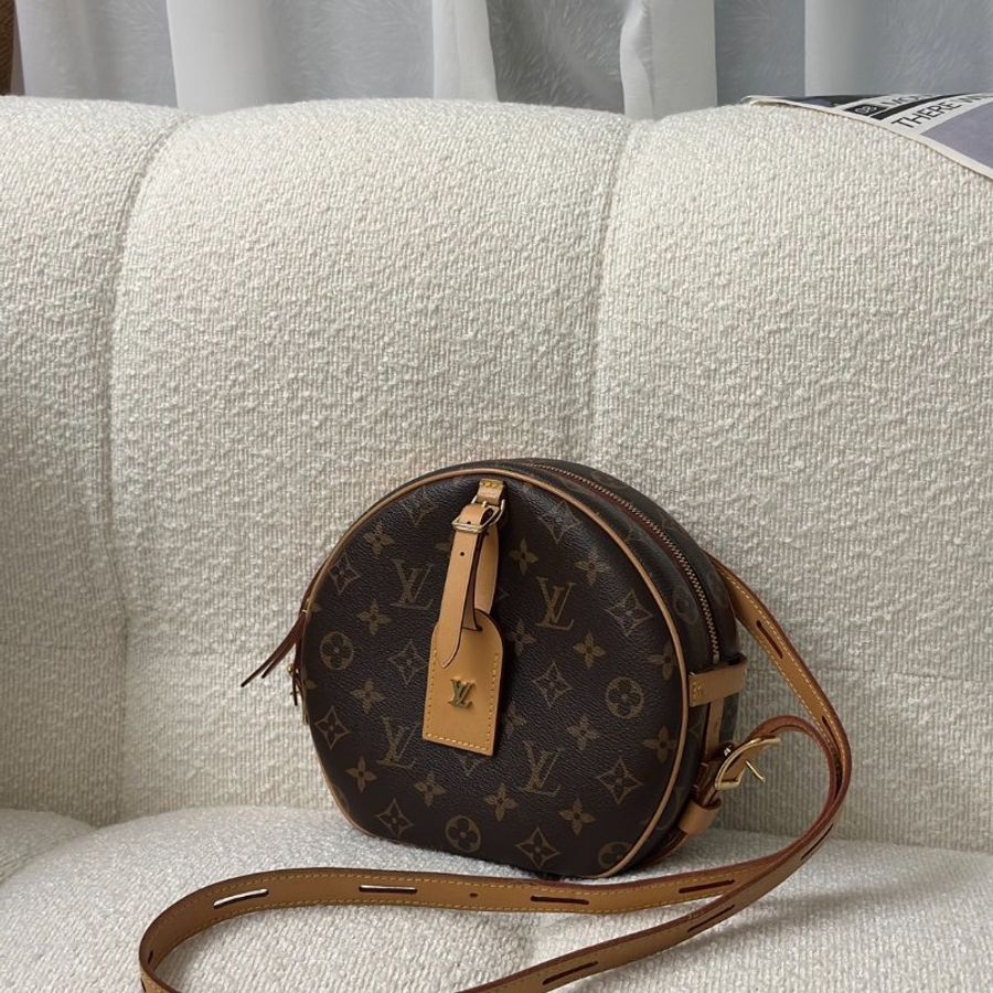 LOUIS VUITTON 圓餅包 MM-6