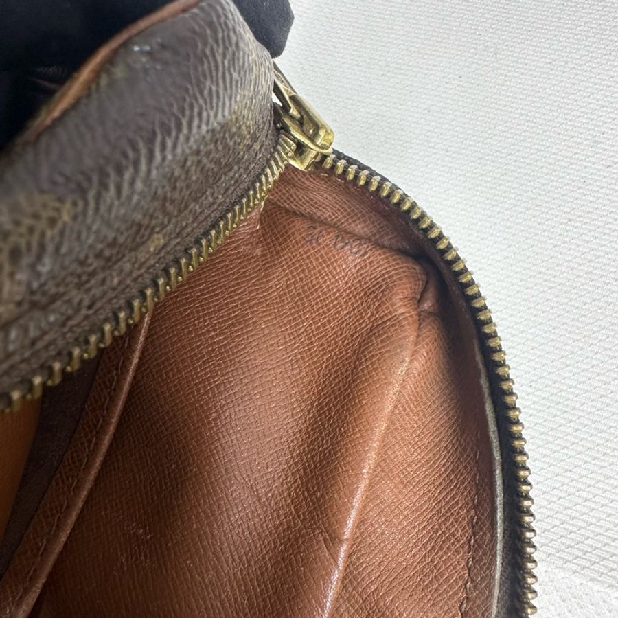 Louis Vuitton 經典手拿包-16