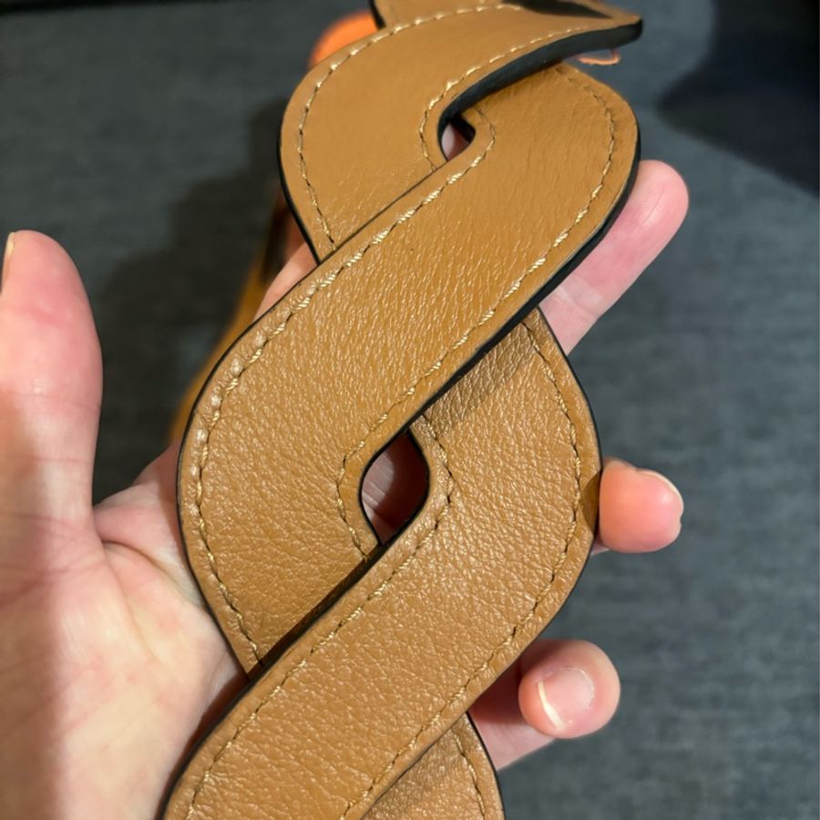 Loewe背帶-9