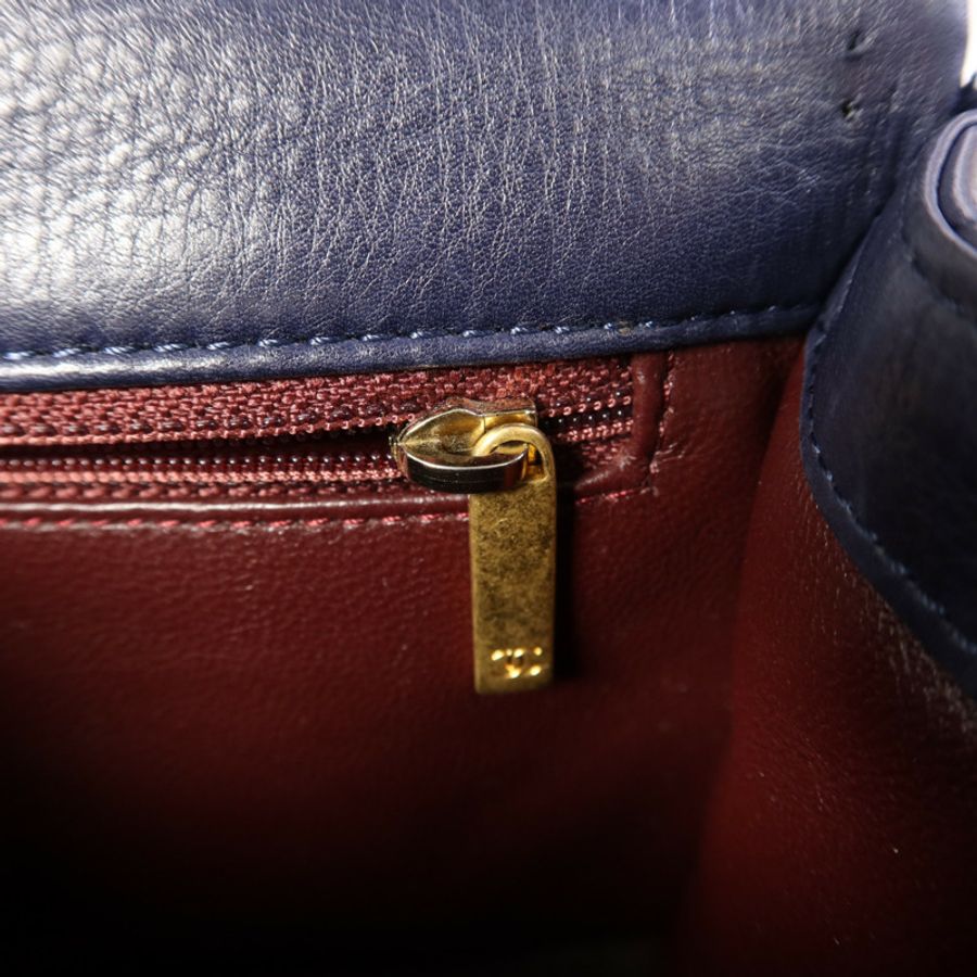 CHANEL 牛皮皮革Chain Shoulder Bag金扣鏈帶肩背袋-10