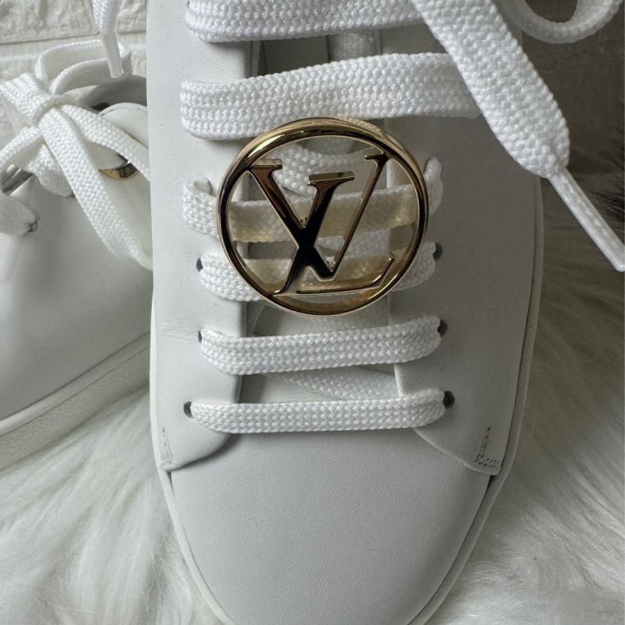 Lv精典小白鞋35.5-2