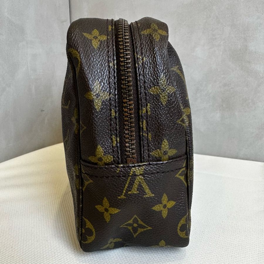 Louis Vuitton 28化妝包-3