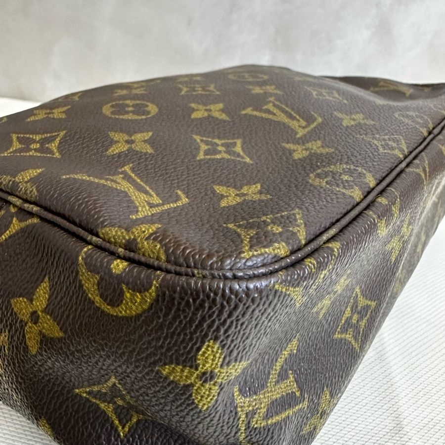 Louis Vuitton 28化妝包-9