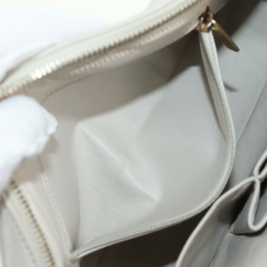 【日本直送】香奈兒 (CHANEL) 絎縫鏈條肩背包 白色皮革 CC 正品 BA6864A-26