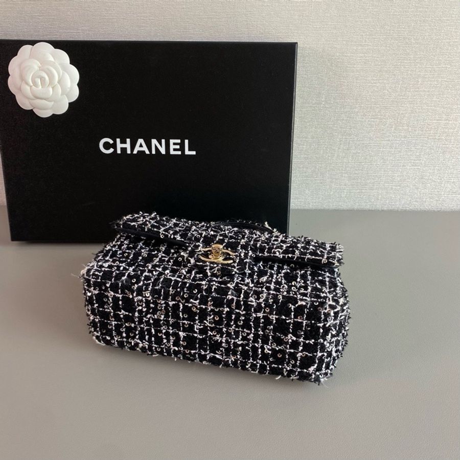 Chanel 24P 黑白mini 手柄CF 超級美🖤🤍-6