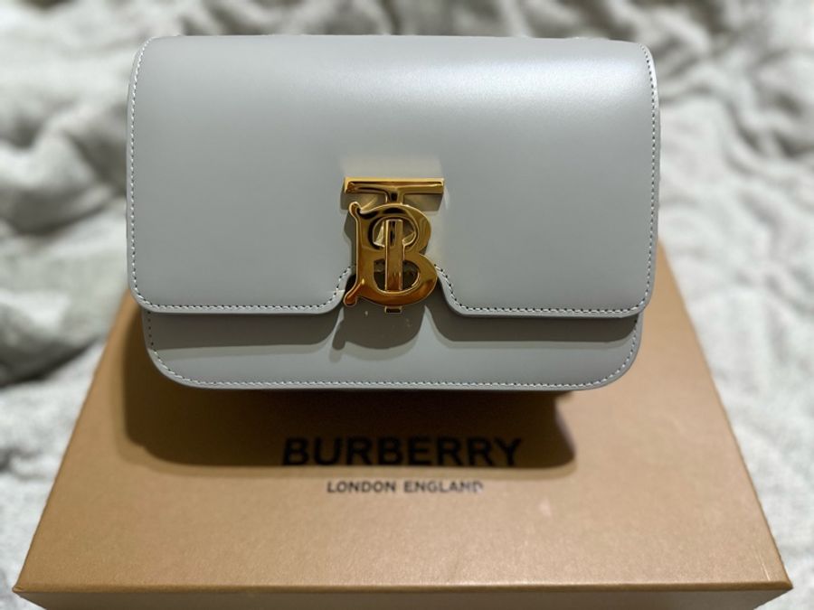 Burberry TB 豆腐包-7