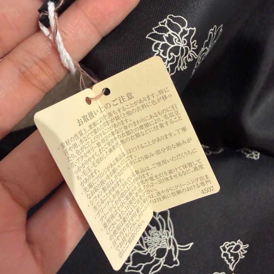 Hermes 黑色花卉馬絲巾🖤超美🖤-7