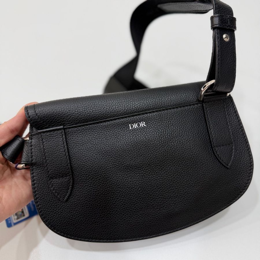 DIOR 迪奧 Saddle 黑色粒面 南柱赫 馬鞍包 胸包 腰包 肩背包 側背包 斜背包-56
