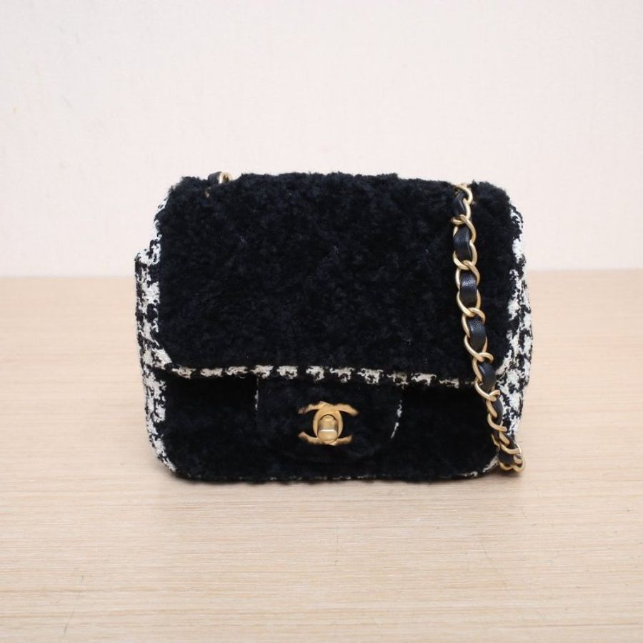 CHANEL CF口蓋包方胖子17黑白毛呢/羊羔毛30開金扣肩背包-1