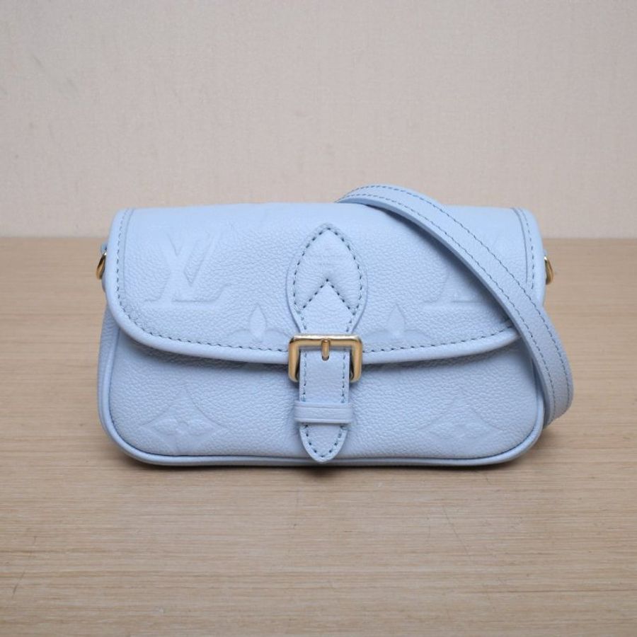 LOUIS VUITTON Diane法棍包19藍色牛皮晶片肩背包-1