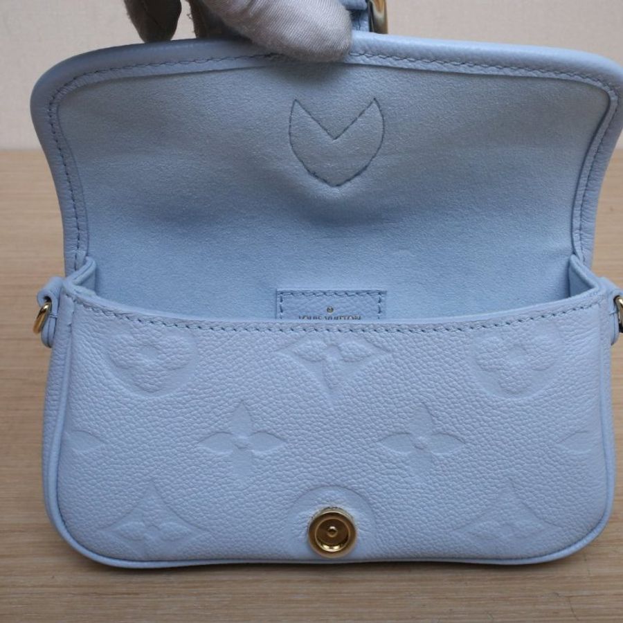 LOUIS VUITTON Diane法棍包19藍色牛皮晶片肩背包-3