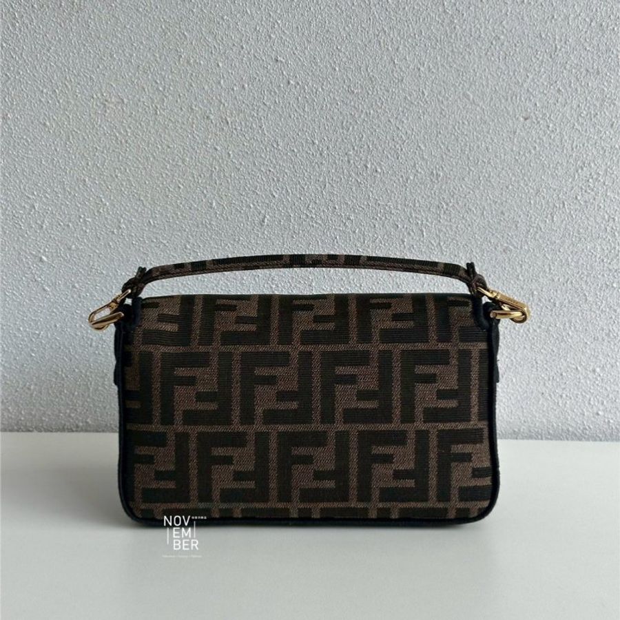 閒置新✨ Fendi 芬迪 Baguette mini 老花法棍包-5