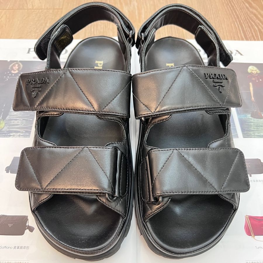 PRADA皮革涼鞋-6