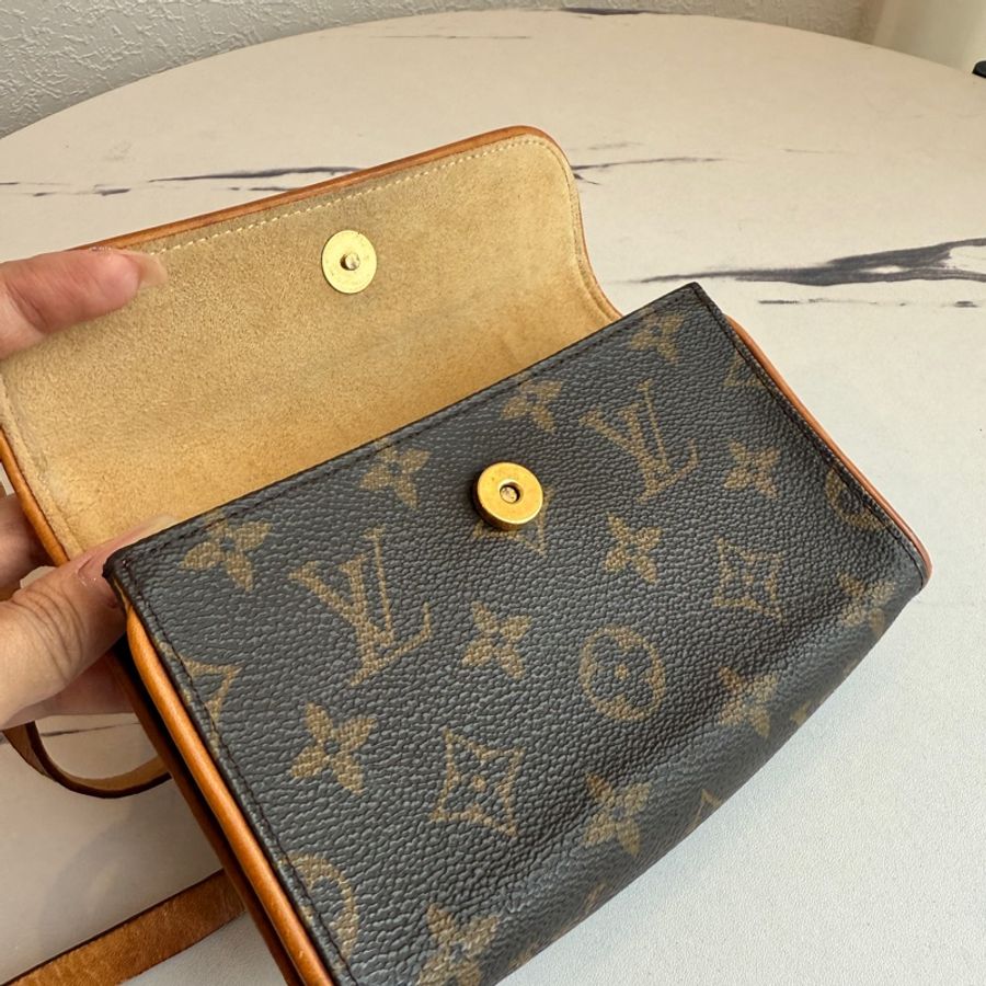 lv小腰包 可以自己改裝-13