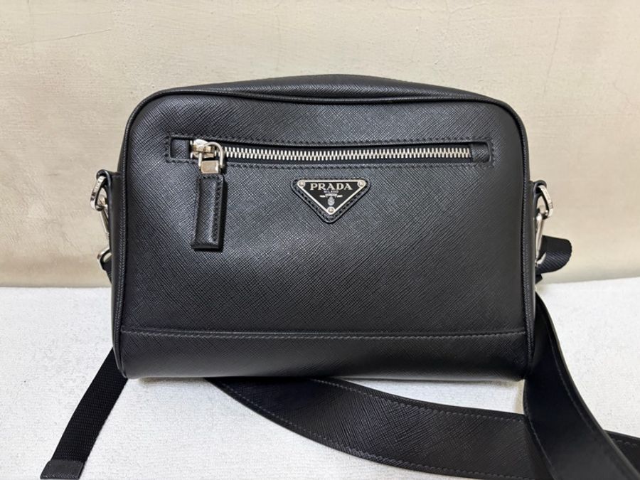 PRADA SAFFIANO TRAVEL 肩背包斜背包 2VH063皮革黑色 二手男款-0
