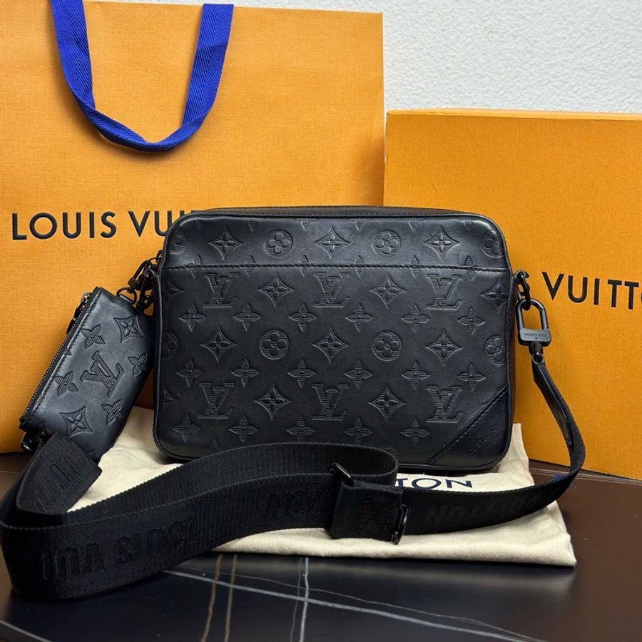 LV Trio 三合一 老花壓紋牛皮革 單肩斜挎包 黑色 尺寸約25×7×18.5cm-1