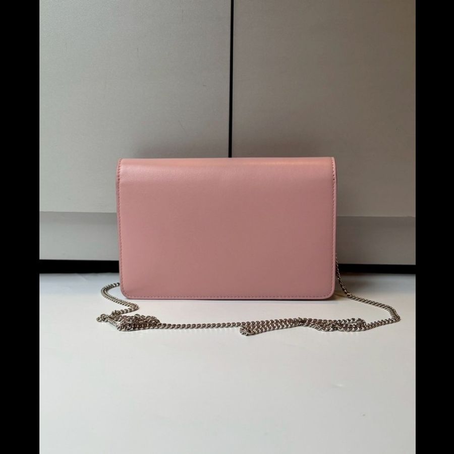 Fendi 銀鍊粉皮小鳥眼睛鍊帶小包 WOC-2