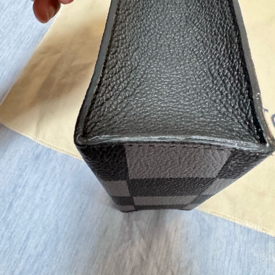 Louis Vuitton LV 日落系列 限定款黑色棋盤格琴譜包 Sac plat XS-11