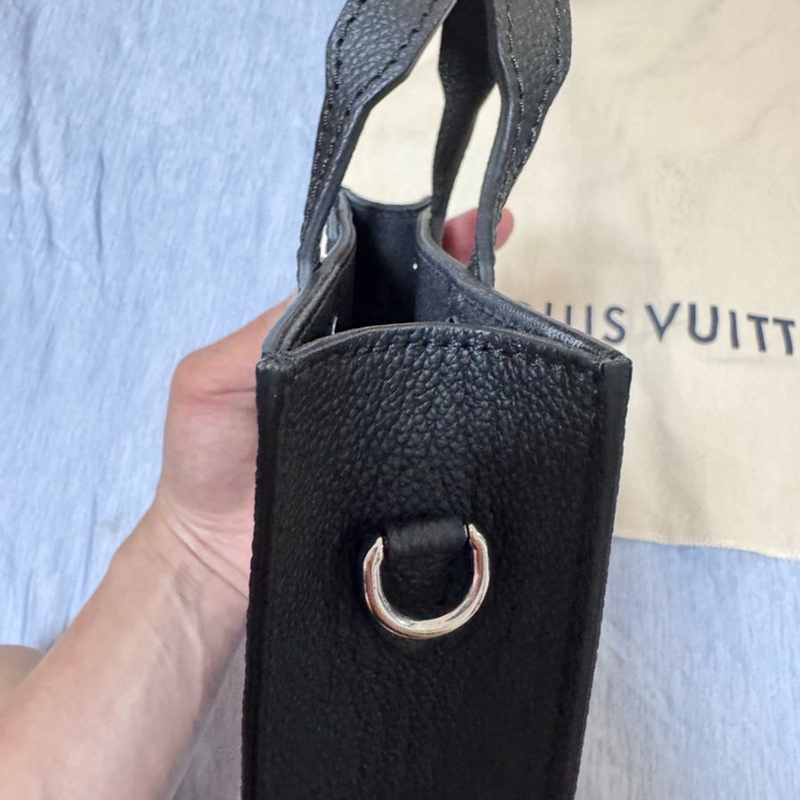 Louis Vuitton LV 日落系列 限定款黑色棋盤格琴譜包 Sac plat XS-17