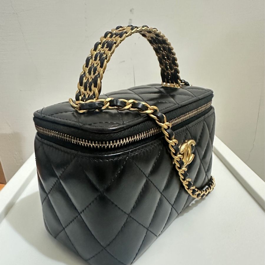 Chanel 23P 亮面牛皮長盒子-4