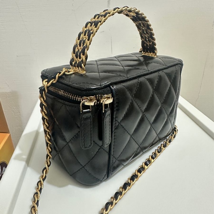 Chanel 23P 亮面牛皮長盒子-6