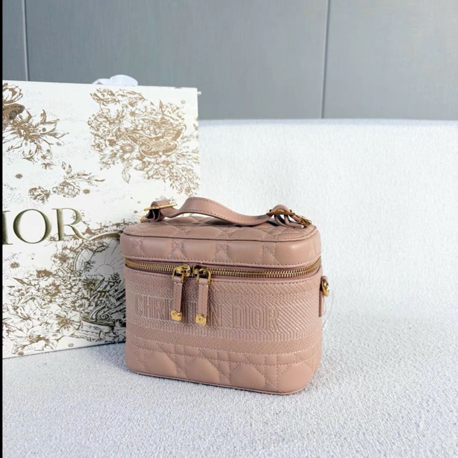 Dior • Travel Vanity 粉色金釦羊皮化妝盒子包 小號-6