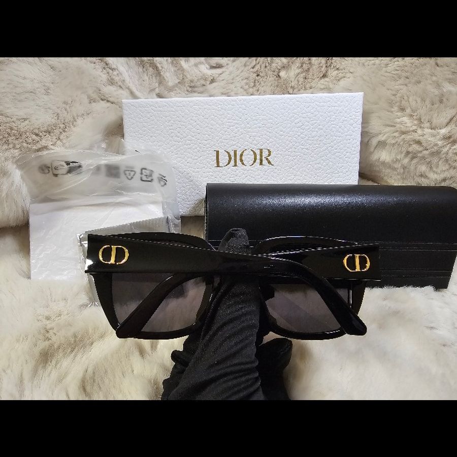 Dior 太陽眼鏡 CD金屬Logo 墨鏡 黑框黑鏡面 男女皆可 臉寬友善款-0