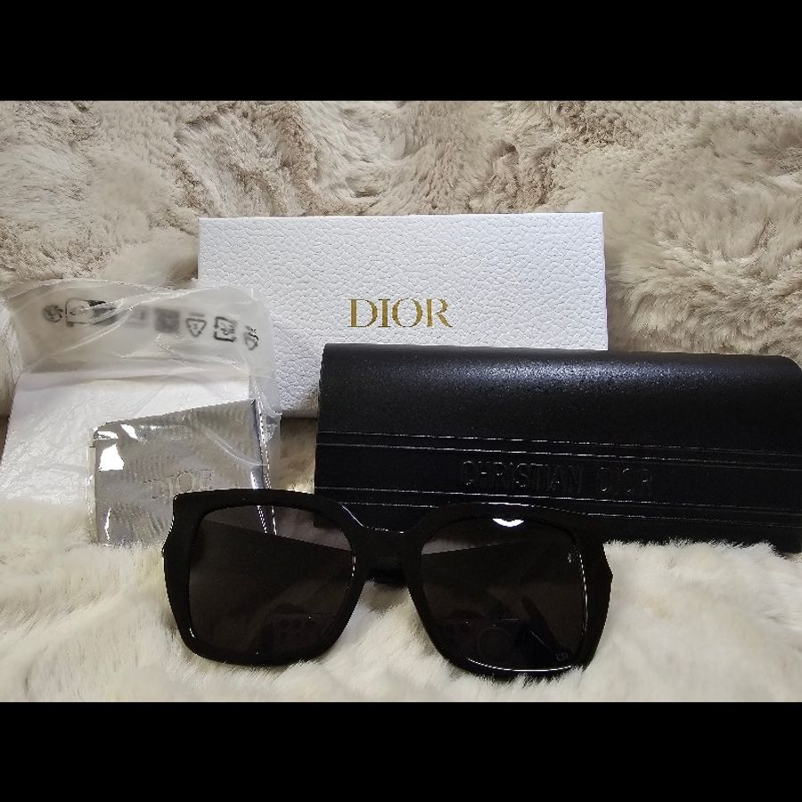 Dior 太陽眼鏡 CD金屬Logo 墨鏡 黑框黑鏡面 男女皆可 臉寬友善款-1
