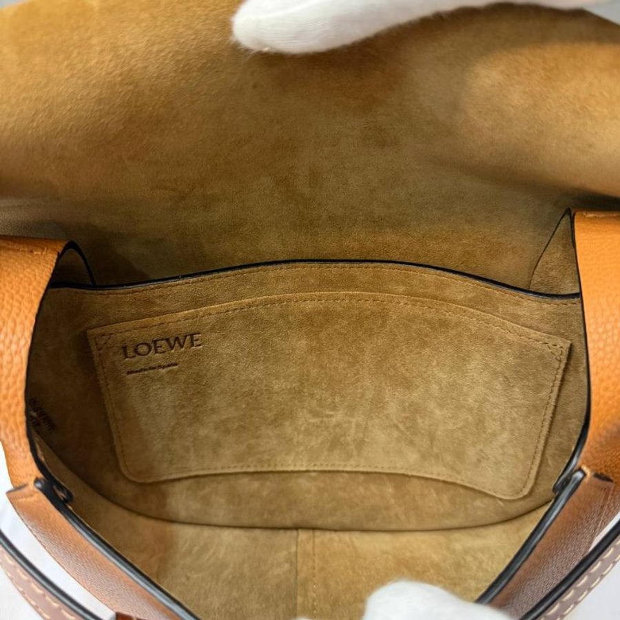 Loewe women's Handbag Gate-4