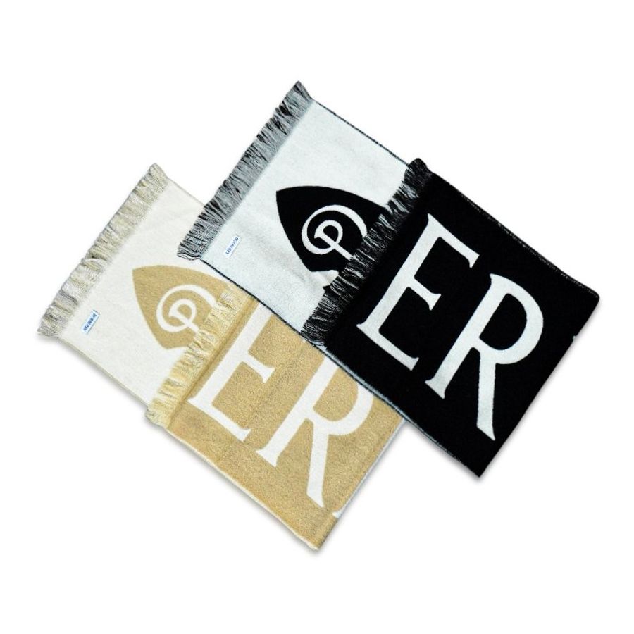 Burberry 品牌徽標字母logo羊毛圍巾(8109563-多色)-0