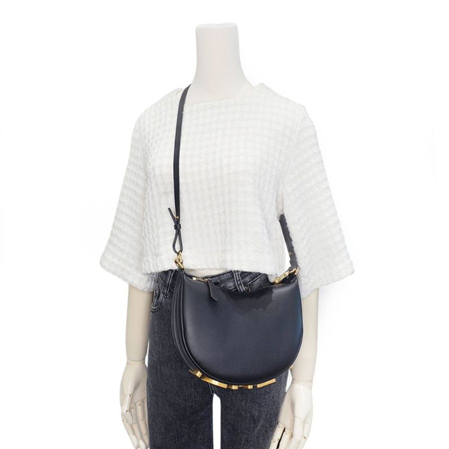 Fendi Mini Graphy 復古金logo牛皮彎月二用包(8BS081-黑)-8