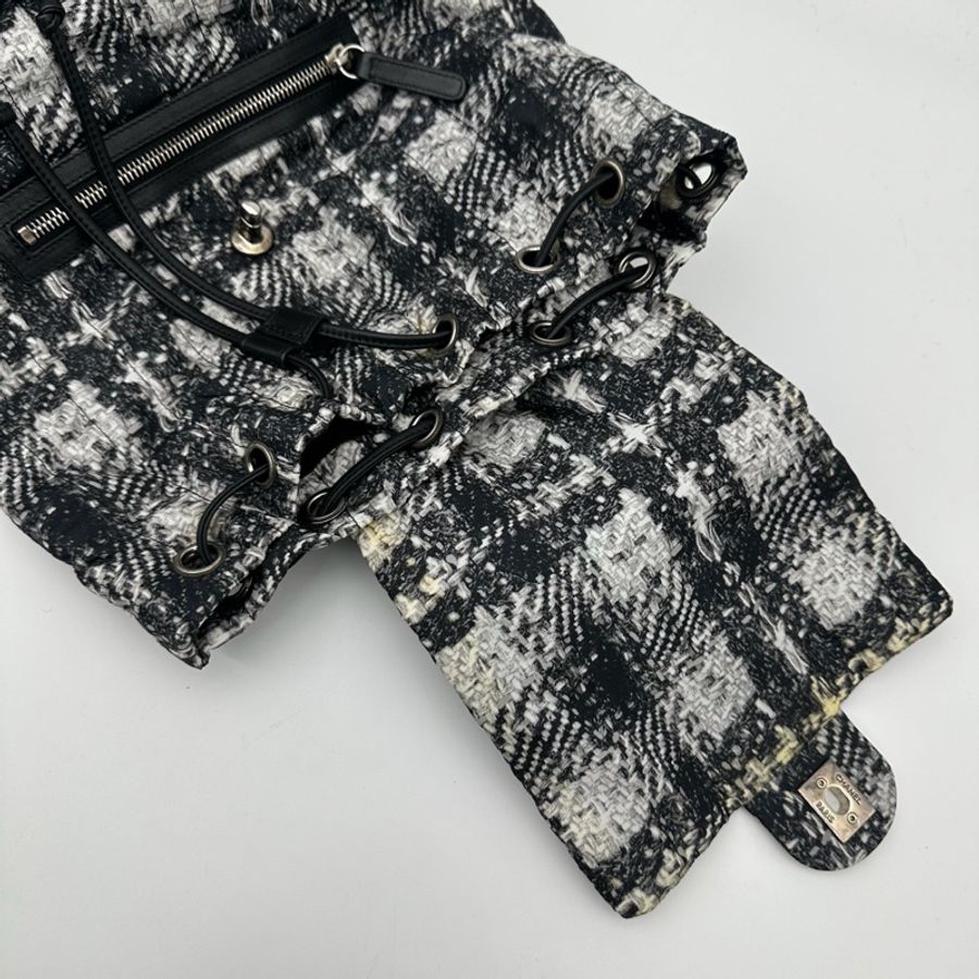 「JL精品代購」香奈兒黑白格纹尼龍仿毛呢質感双肩包-13