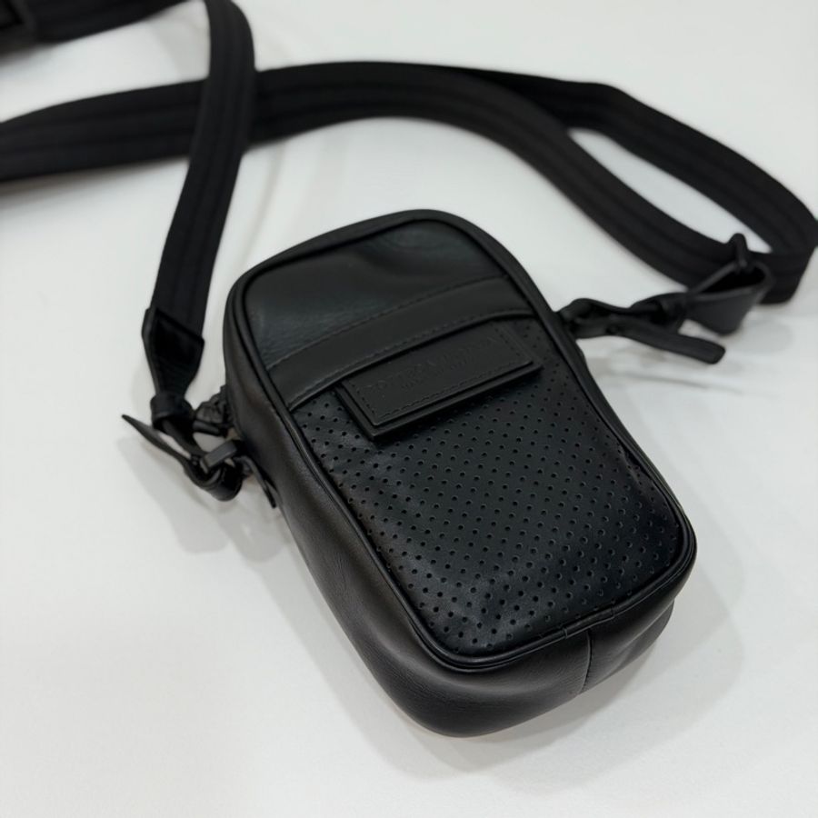 Bottega Veneta BV 黑色 手機袋 手機包 相機包 斜背包 肩背包 側背包 小廢包 腰包 胸包 胸口包-10