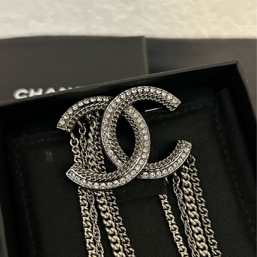 CHANEL 雙C大Logo流蘇 胸針 銀色 附件:盒子-1