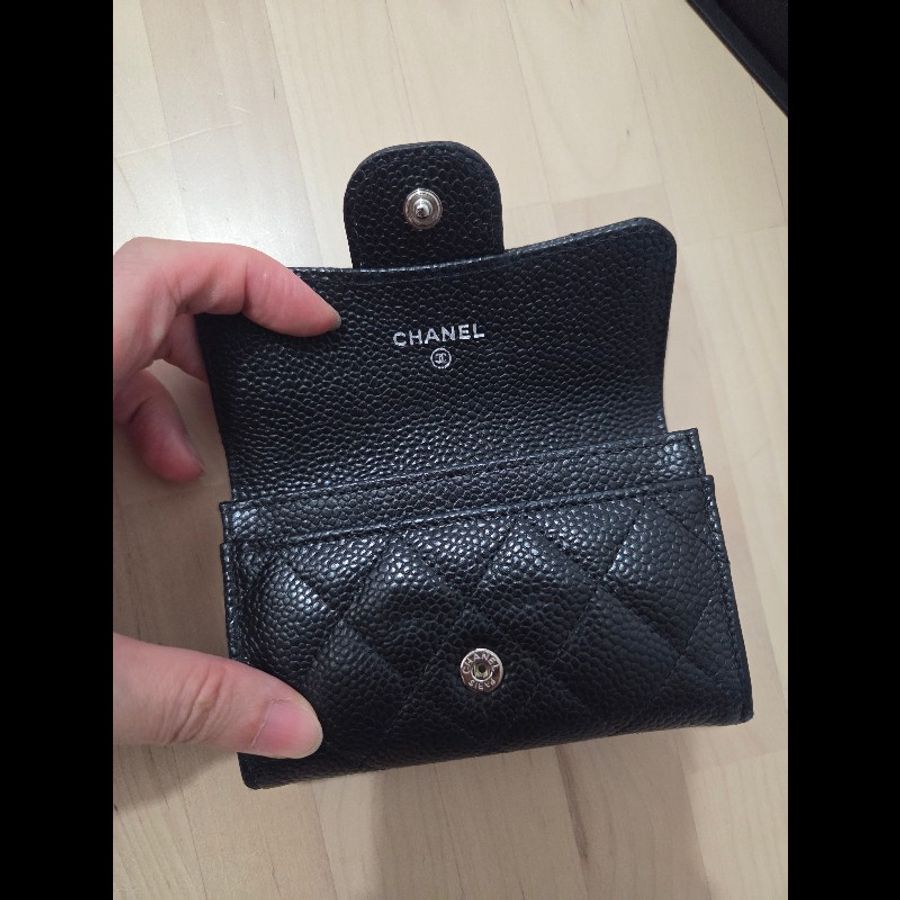 Chanel card holder-4